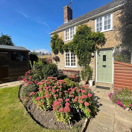 Cottage En-Suite Room With Private Lounge Bridport Exterior photo